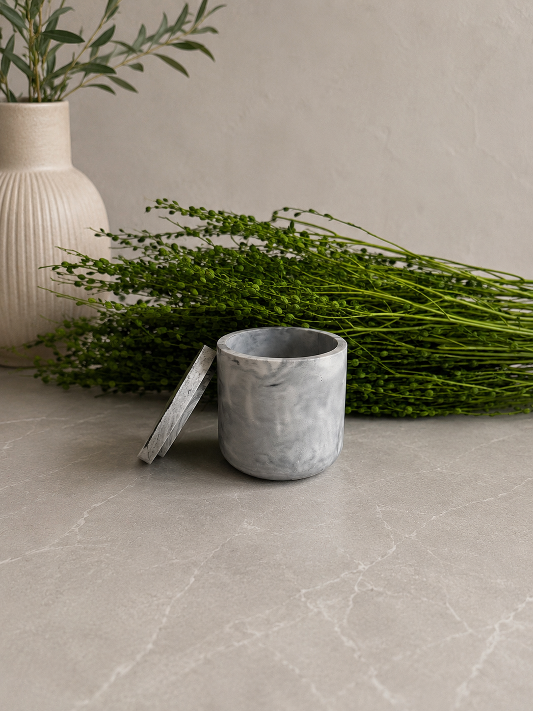 Pojemnik dekoracyjny Moon Marble Vessel Mini